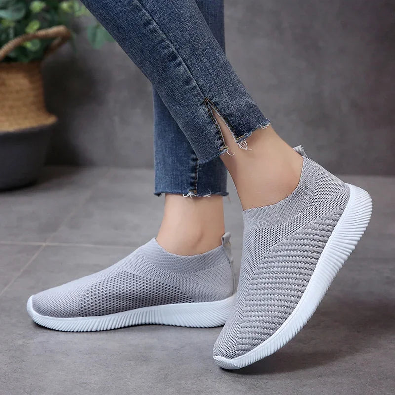 Women Casual Sport Sneaker Tennis Female Athletic Loafers Running Shoes Fabric Flat Shoes Slip-on Trend 2023 Footwear Girl 42 43